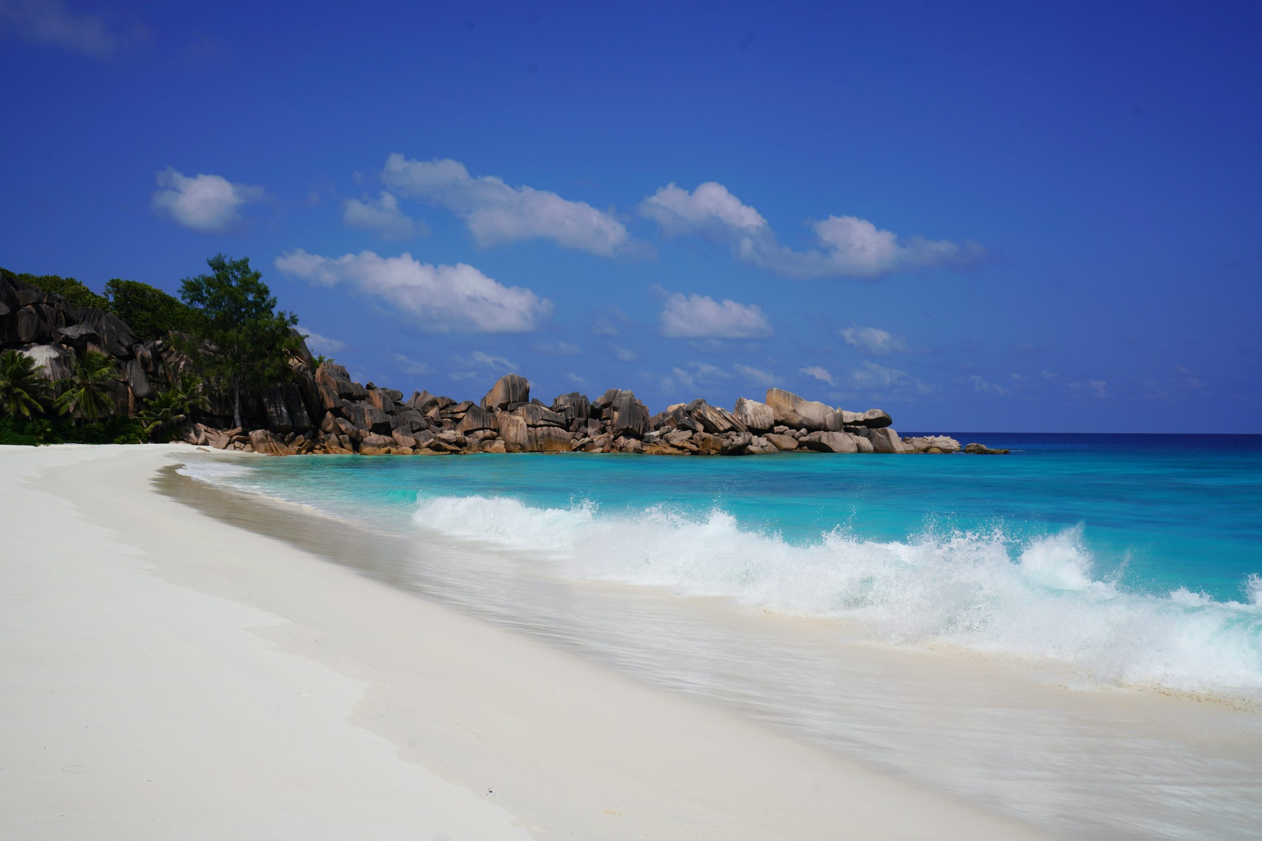 Les Seychelles, paradis des amoureux : évasion romantique sur des îles de rêve